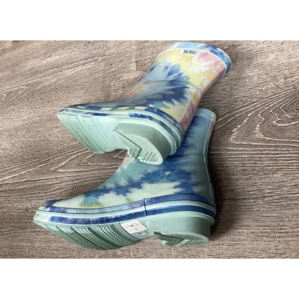 Skechers Bobs Womens Size 7 Rain Boots Ankle Calf Boot 113385 Tie Dye